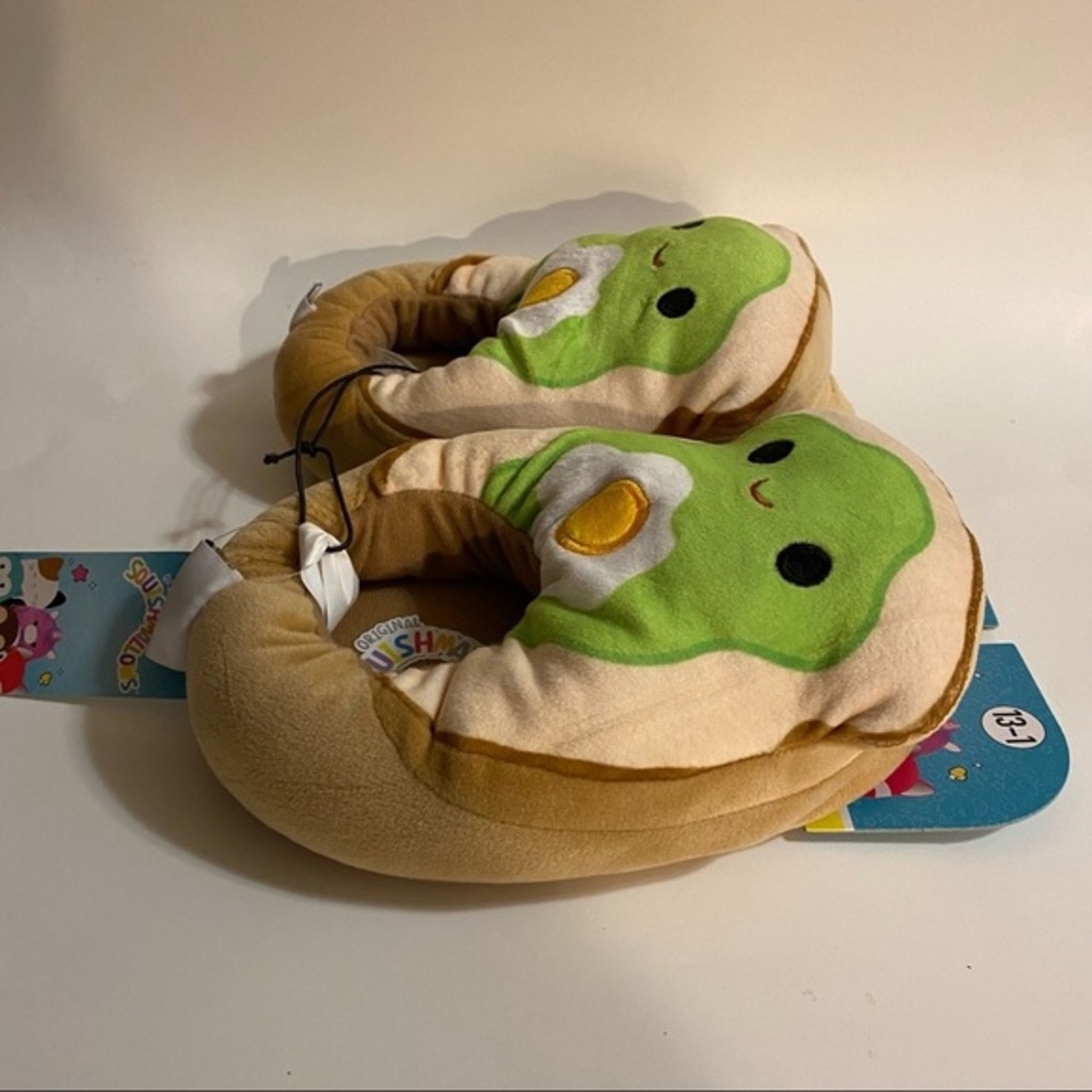 Squish mallows Slippers Girls Size 13-1 Plush Avocado Toast Slip On Shoes